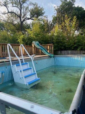 Before & After Pool Cleaning in Austin, TX (1)